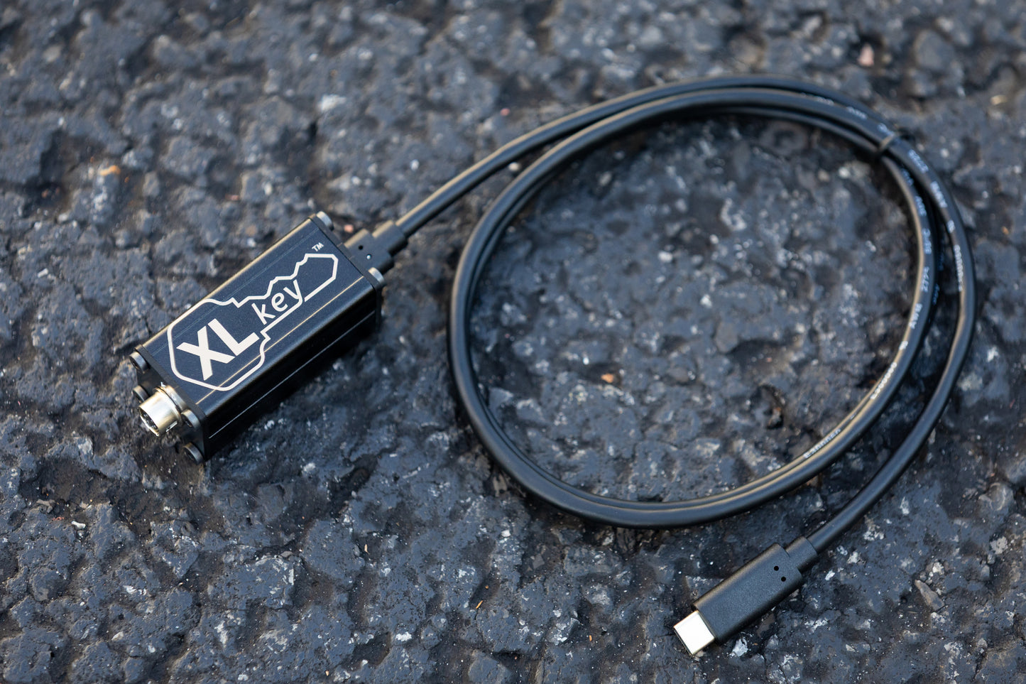 XLkey™ Harris XL Mobile Keyloading Adapter